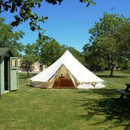 Camping La Forêt de Tessé Extérieur photo